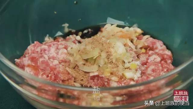 煎饼该怎么做好吃又简单,饭店茴香煎饼的做法