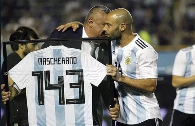 17年只进7球，他仍是中超榜样，巴萨名宿，更是阿根廷的骄傲