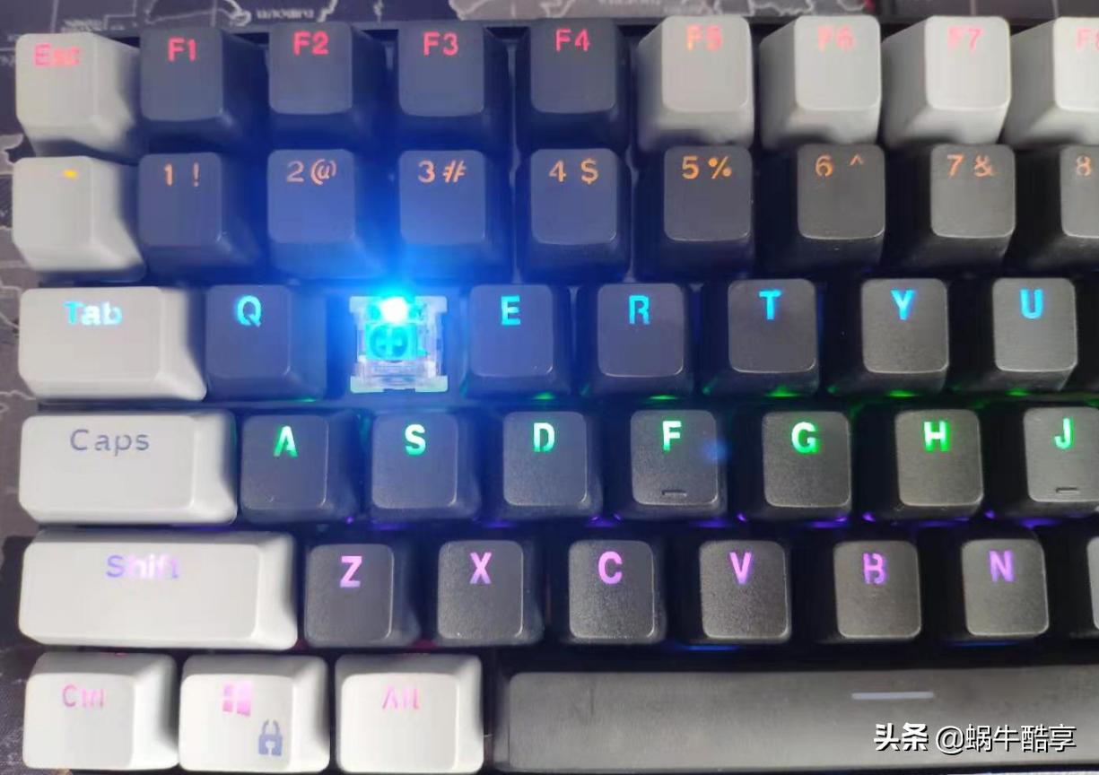 键盘按键不灵敏怎么换轴体,键盘换轴按键不灵了