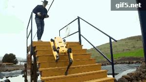 看过机器人拉黄包车吗?波士顿动力机器人满足你的好奇心