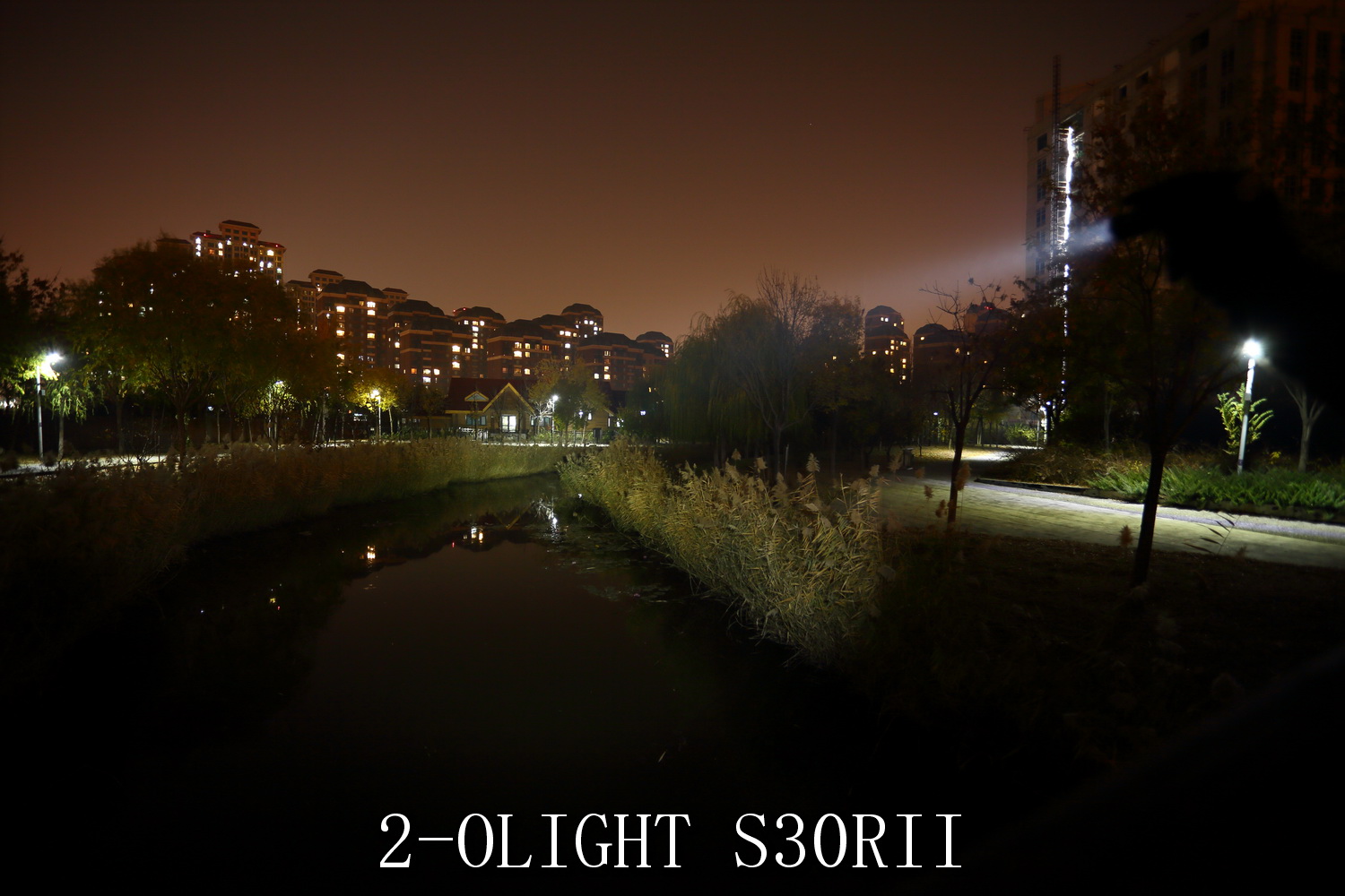 回归操作本质FENIXTK11TAC机械双模式战术电筒评测