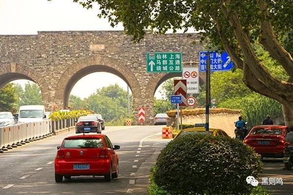 南京相隔百年的照片,南京城景对比图