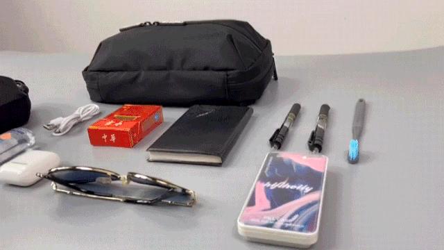 适合通勤和休闲的防水大斜挎包,能装又高颜值的包包