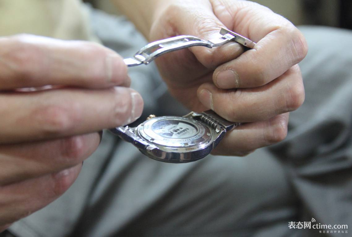 怎么避免七大买表误区,在网上买表有哪些风险