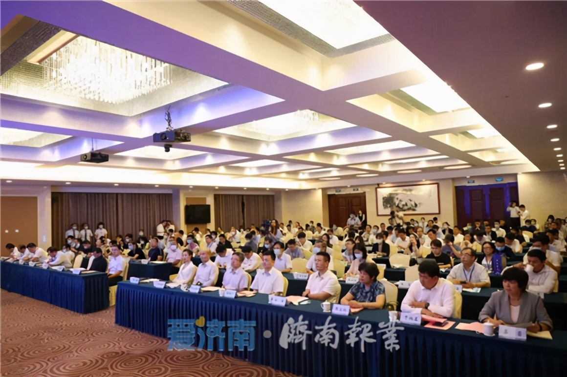 共创共赢非“莱”不可百所高校创新人才走进莱芜