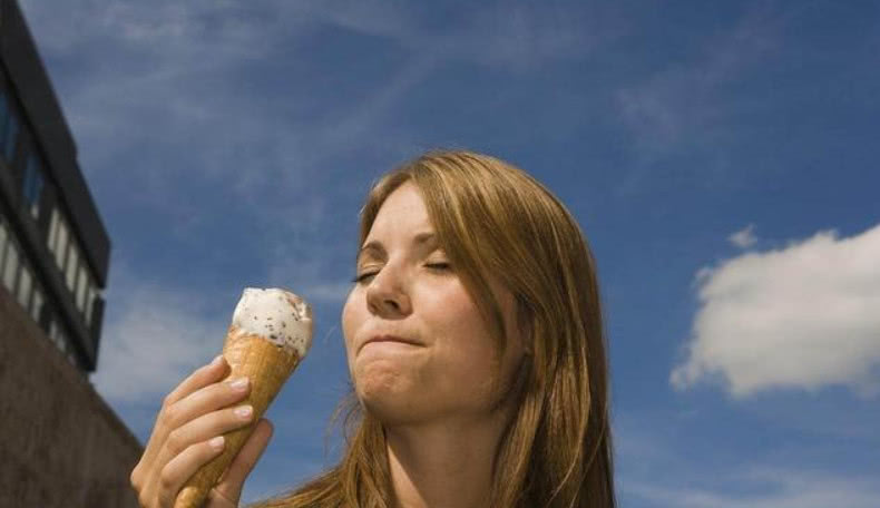 怀孕时，孕妇总肚子疼是怎么回事？若是后两种情况，该多注意了！