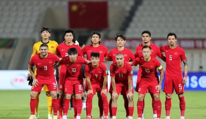 国足历史上最厉害的三个球员,国足最强的十大球员