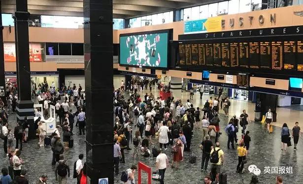 女子假扮男人骗60万,女子女扮男装同居骗100万