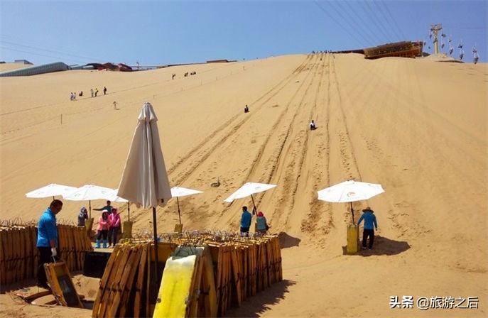 宁夏沙坡头滑沙,宁夏山丘滑沙