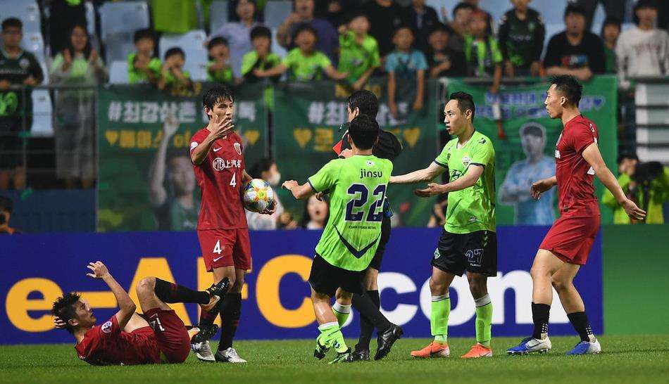 亚冠半决赛上港vs浦和,亚冠恒大上港史诗般的比赛