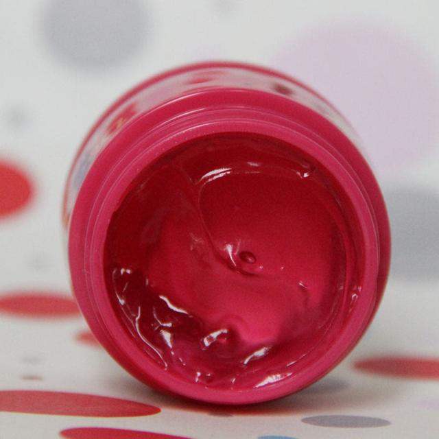 脸蛋白皙水嫩,30岁适合的颈霜