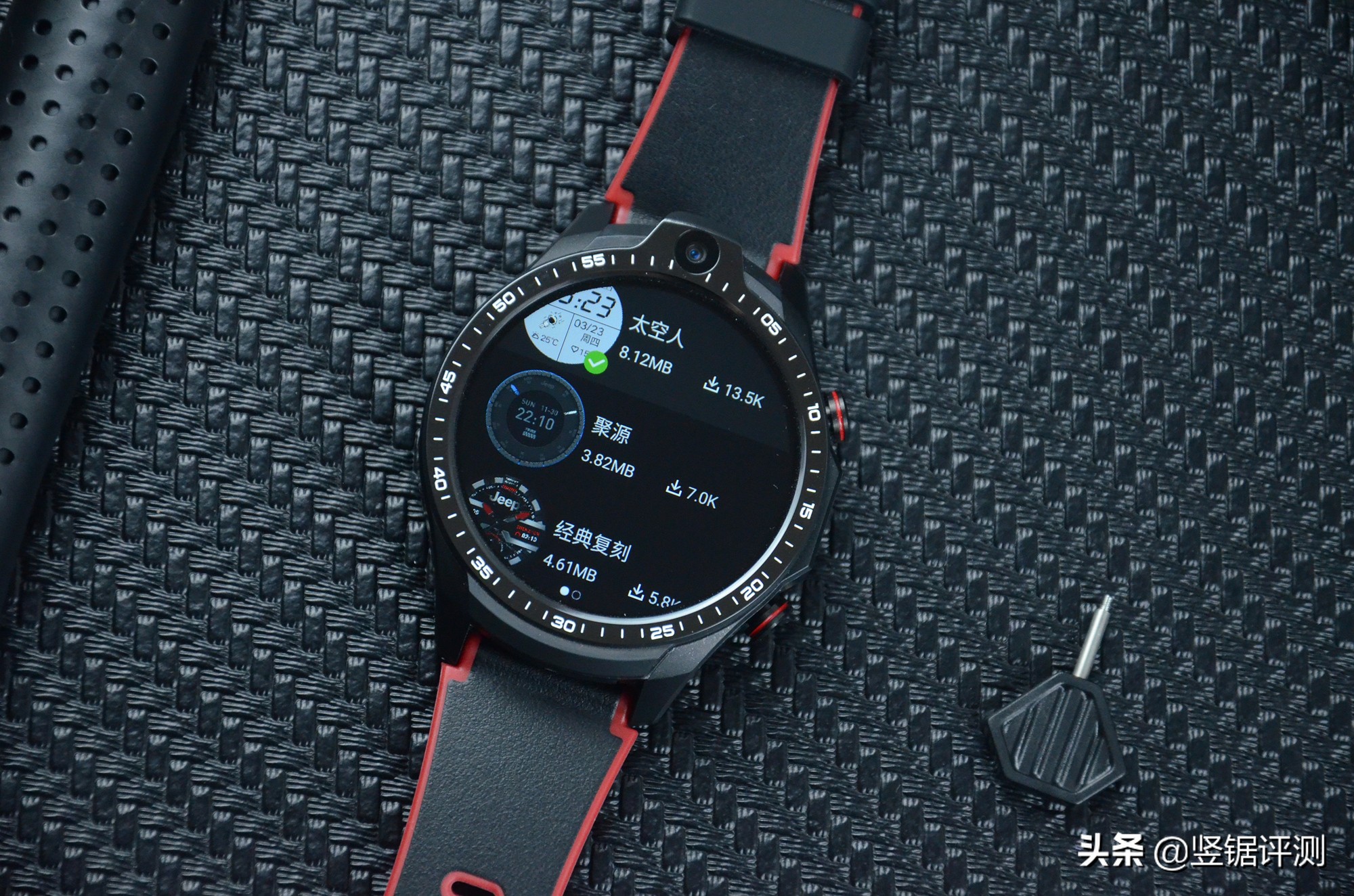 jeep黑骑士智能手表值不值得入手,jeep黑骑士fx1和fx3智能手表区别