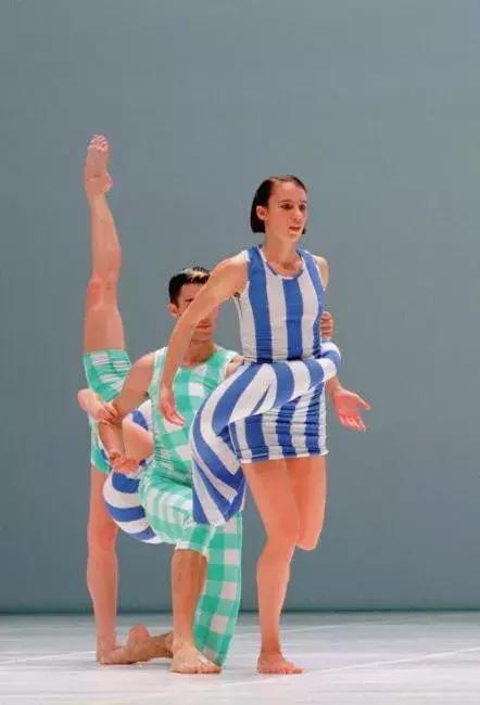 川久保玲年轻时的照片,川久保玲经典作品