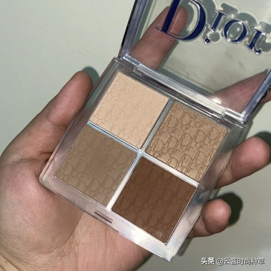 杨颖化妆用什么粉底,杨颖推荐彩妆