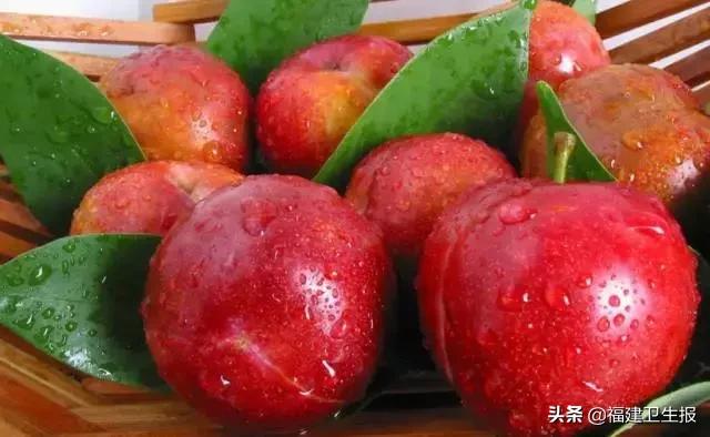 千万不要这样吃杨梅！漳州一老汉已中招，后果很严重...