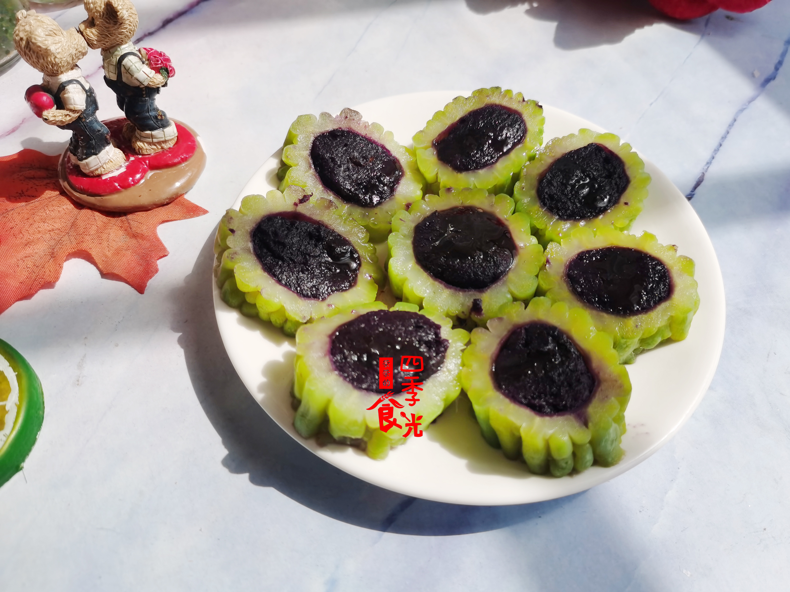 减肥期苦瓜怎么做好吃,苦瓜可以生吃配鸡蛋减脂