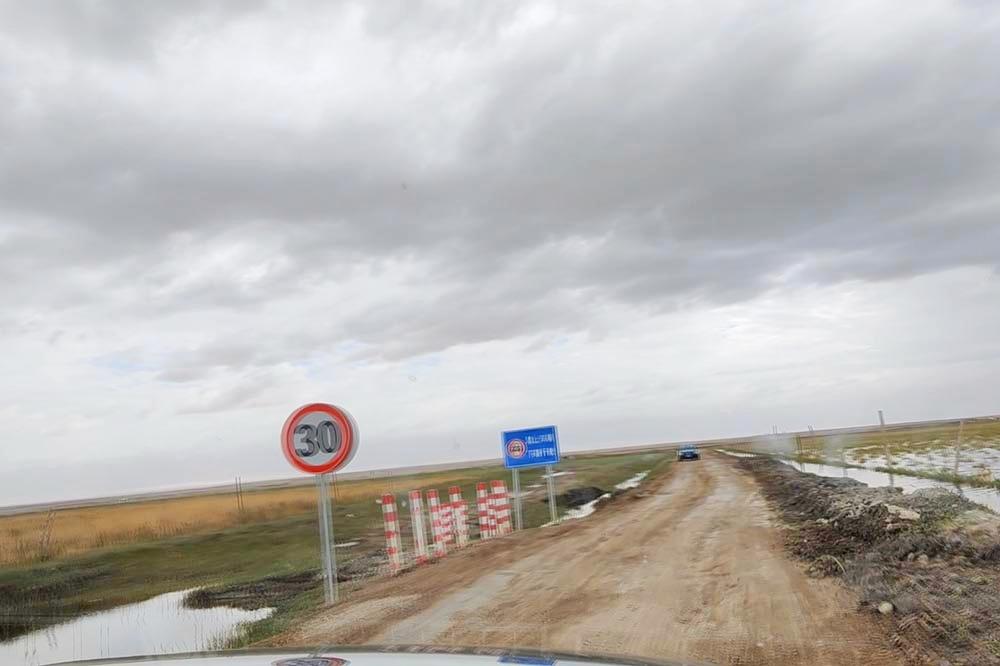 全新标致4008环青海长测Day5：感受恶魔之眼，茫崖翡翠湖爆赞！