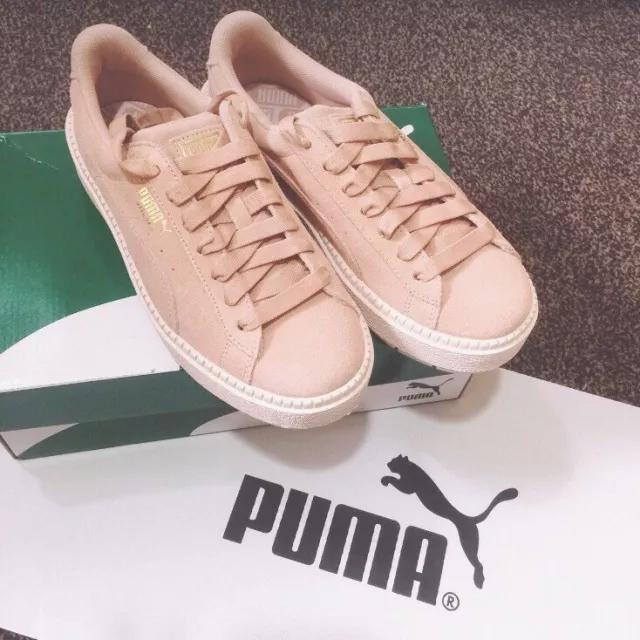 穿不了高跟鞋和硬底鞋,穿不了高跟鞋穿裙子搭配什么鞋