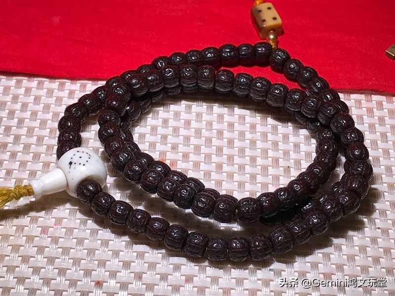 金刚菩提怎么盘玩变色快呢,金刚姜黄皮盘玩技巧