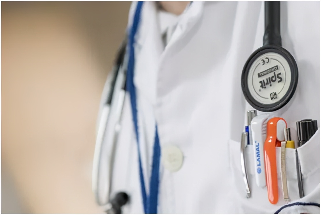 囊肿癌变最严重会怎么样,囊肿切除了又复发是癌变吗