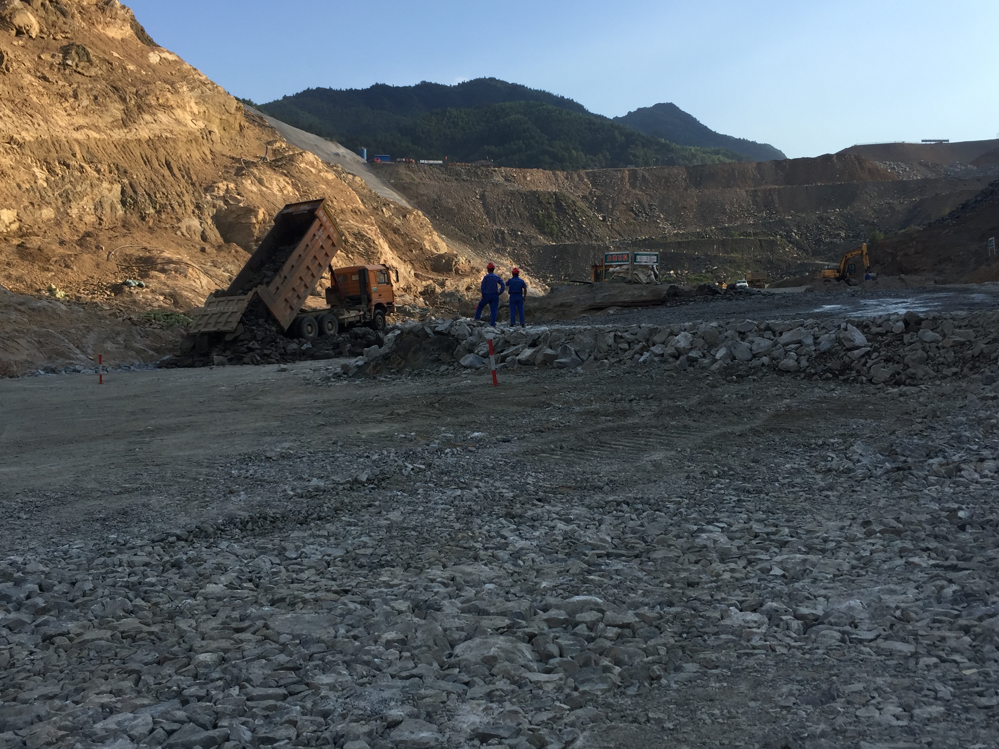 从西双版纳“狂浪”到了大别山腹地，就是为了这么一个大工程！