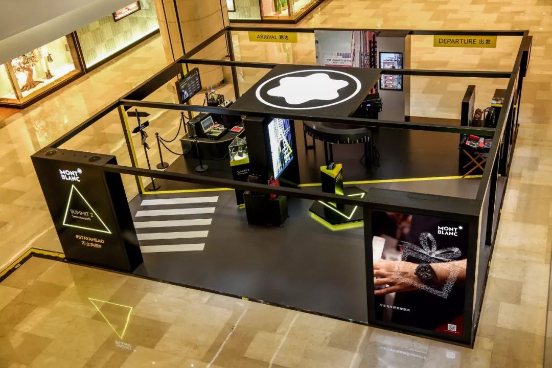 乘坐这趟万宝龙号航班，我发现了时髦都市人的秘密