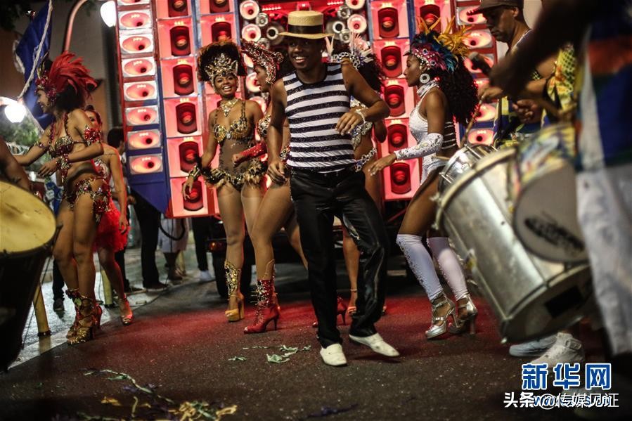 巴西圣保罗狂欢桑巴舞,巴西圣保罗街头跳舞