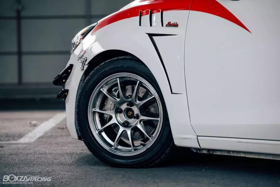 马自达2改装阿尔派车机音响,马自达2.0改装案例