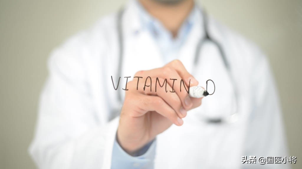 维生素b12缺乏会引起什么疾病,维生素b12缺乏的症状有哪些表现