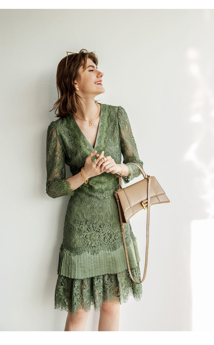 法式古着的细腻,工艺感爆棚的仲夏女神蕾丝裙