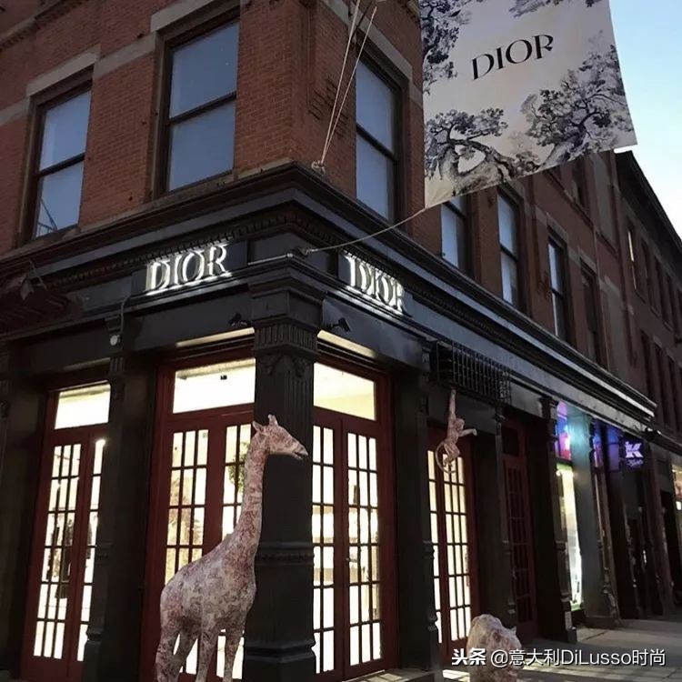 dior快闪店服装,dior女装快闪店