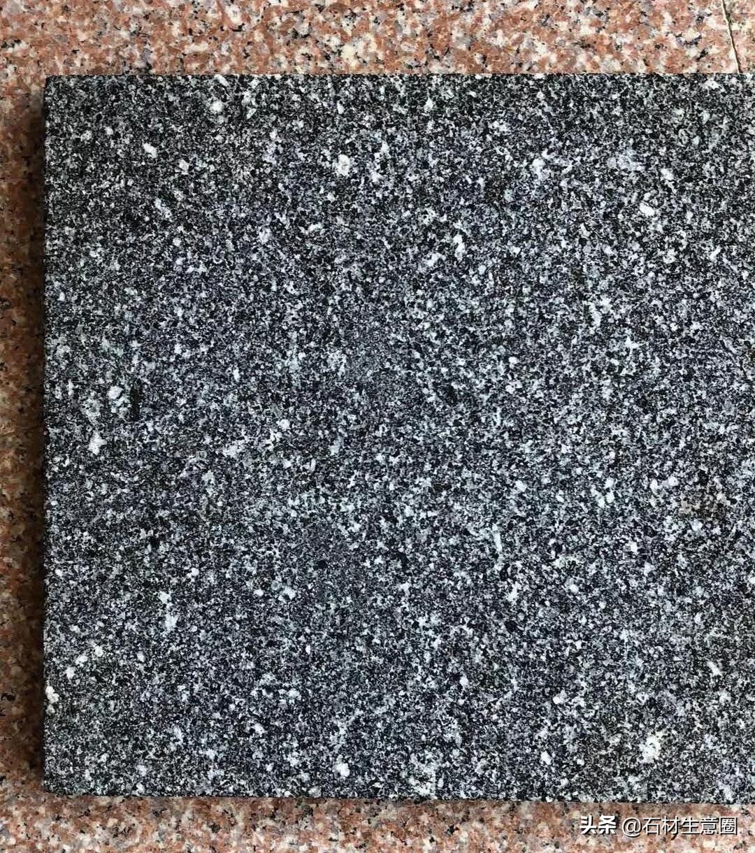 黑色花岗岩辐射大吗,深褐色花岗岩石材
