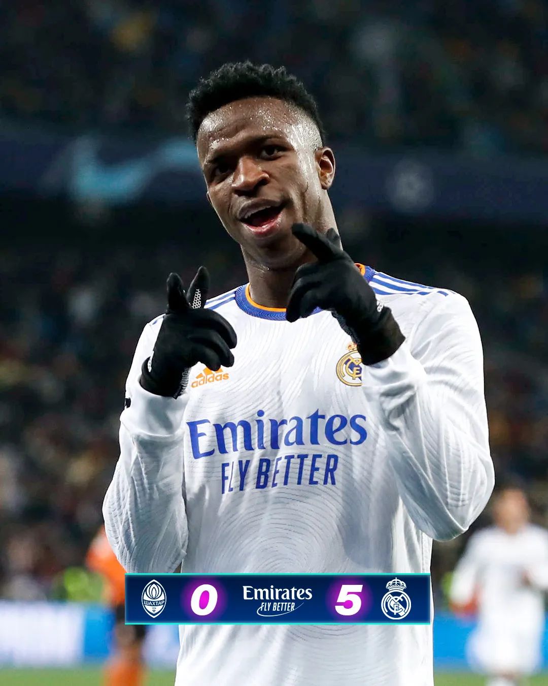 欧冠16分钟轰3球视频,欧冠8强战集锦