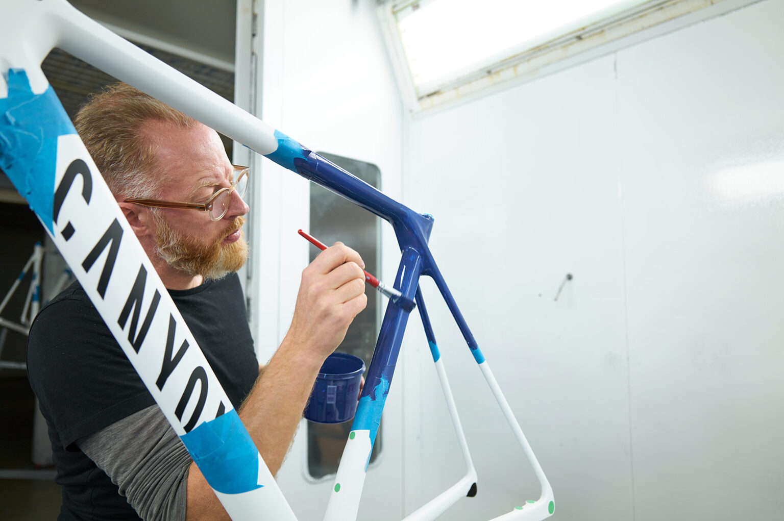 大师手绘Canyon推出UltimateCFSLX8LTD