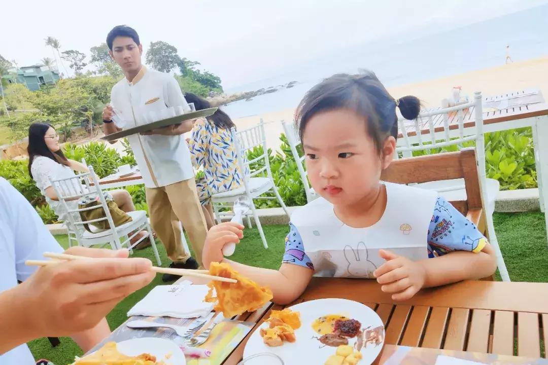 普吉岛雨天游玩攻略视频,普吉岛旅游帆船3天2晚