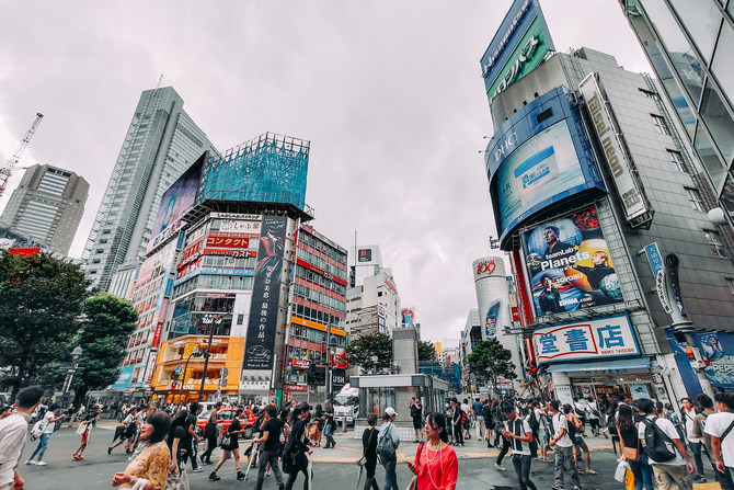 带孩子去买小天才电话手表z5,小天才电话手表z5的功能可听故事