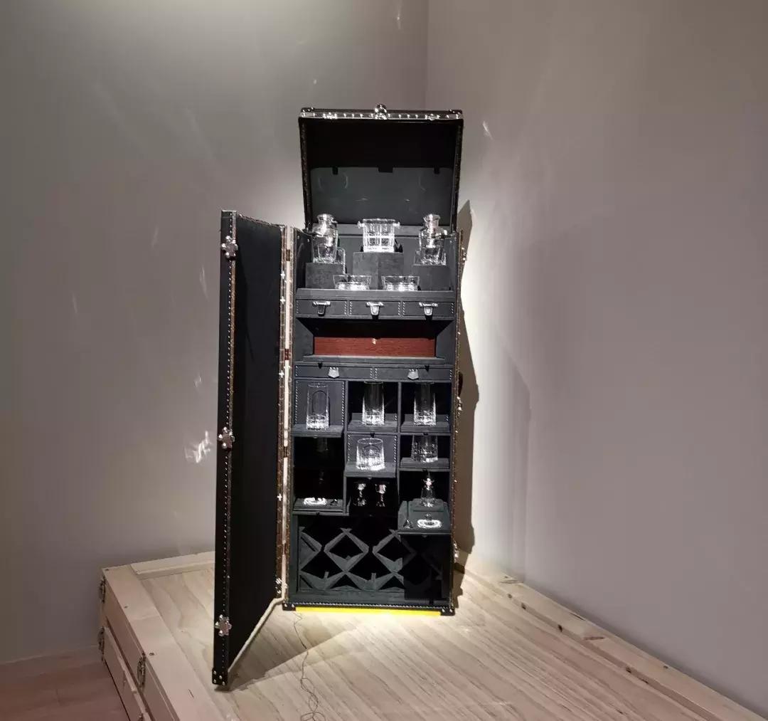 大饼的穿搭,大饼脸女生穿搭