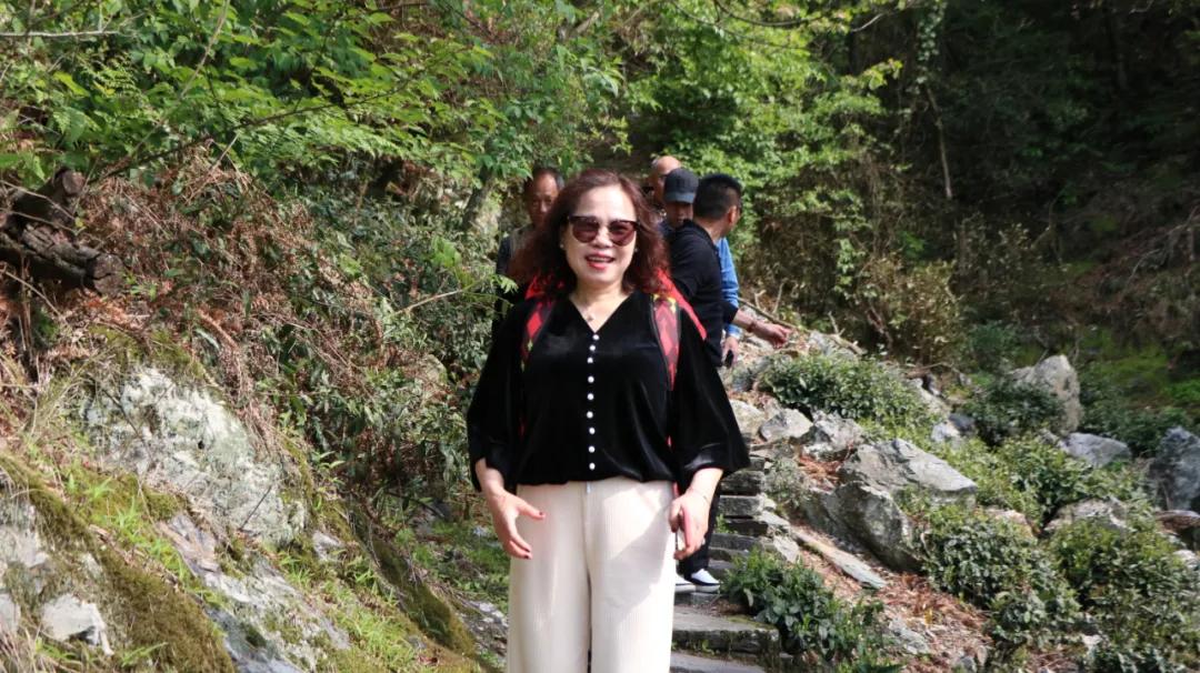 石台仙寓山附近哪里好玩,石台仙寓镇云里居