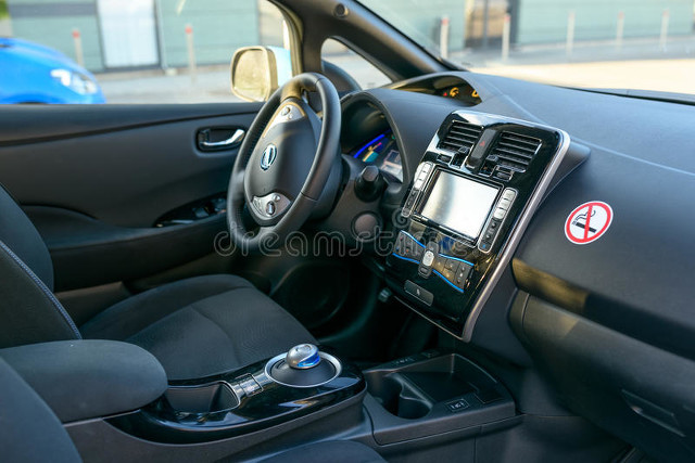 日产奇骏怎么样颜色大气,日产奇骏怎么样车主反馈