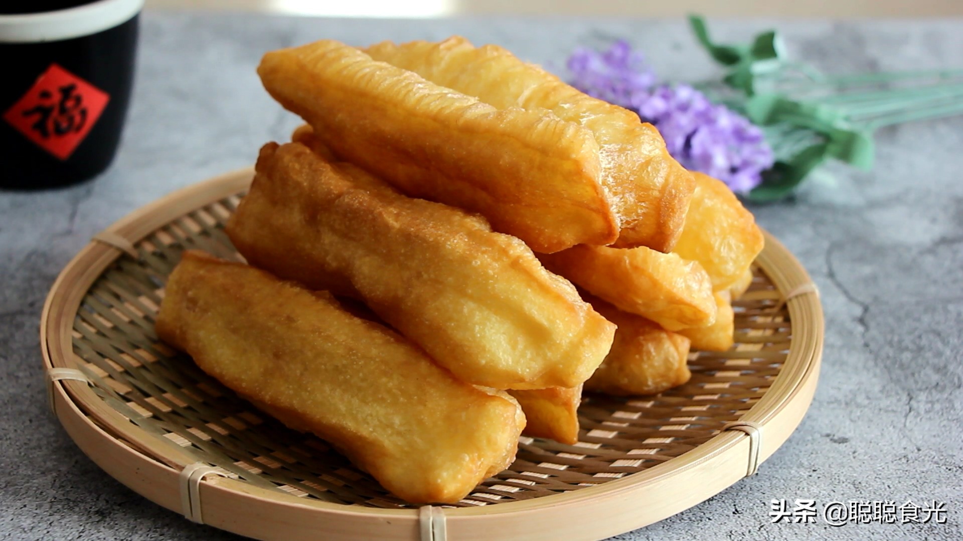 油条自发粉炸油条蓬松的全过程,炸油条用酵母好还是油条膨松剂好