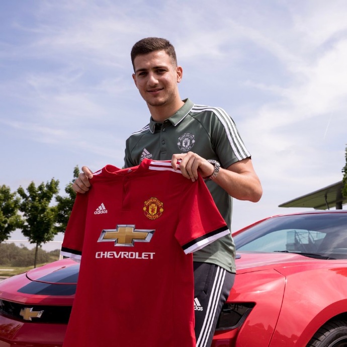 内维尔问弗格森谁超出了他的预期,索尔斯克亚三问内维尔