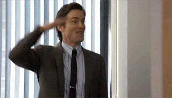 “快递”用英语怎么表达？不要说成“express”！