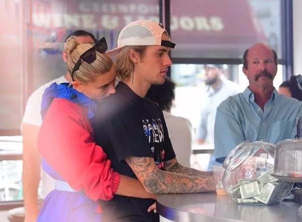 丁日，你妈喊你回家剪头了