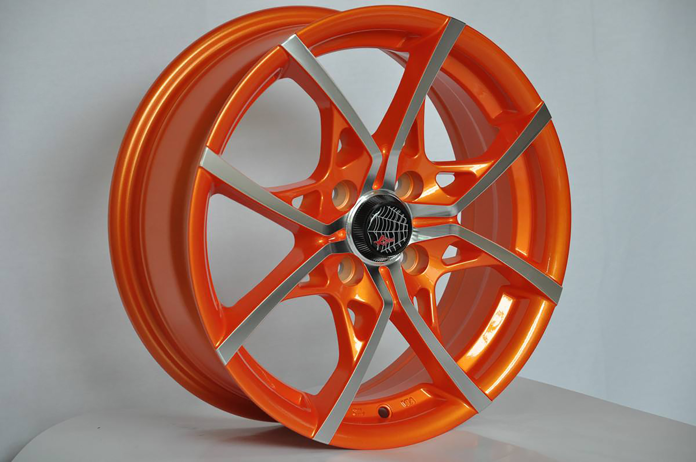 轮毂刮花了有必要修复,轮毂侧面刮花了有必要修复吗