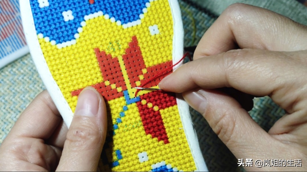 鞋垫十字绣绣好后背面怎么处理,龙凤呈祥十字绣鞋垫背面