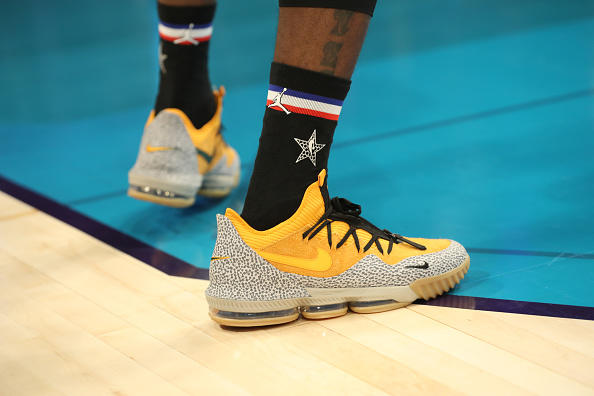 低帮篮球鞋那么多，你该怎么选？