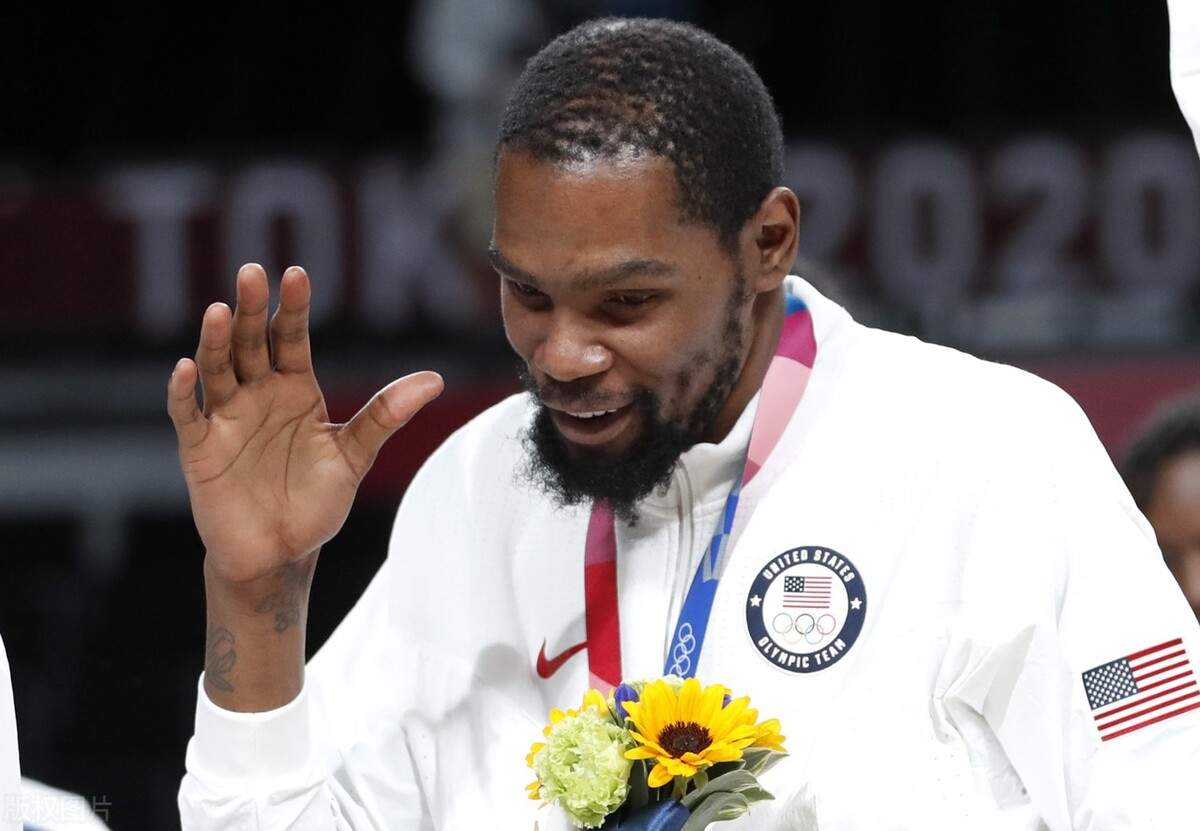 巴特勒与库里签约,库里签约巴特勒