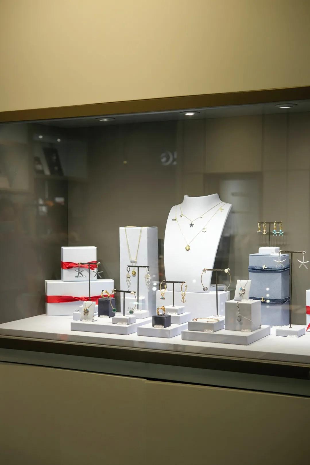 购物指南 | 轻松get顾佳式穿搭，并附越买越省的秘笈