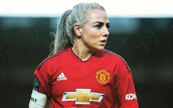 英格兰女足颜值最高,英格兰女足球队的颜值