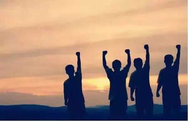 微商刚开始从哪下手,微商小白救星